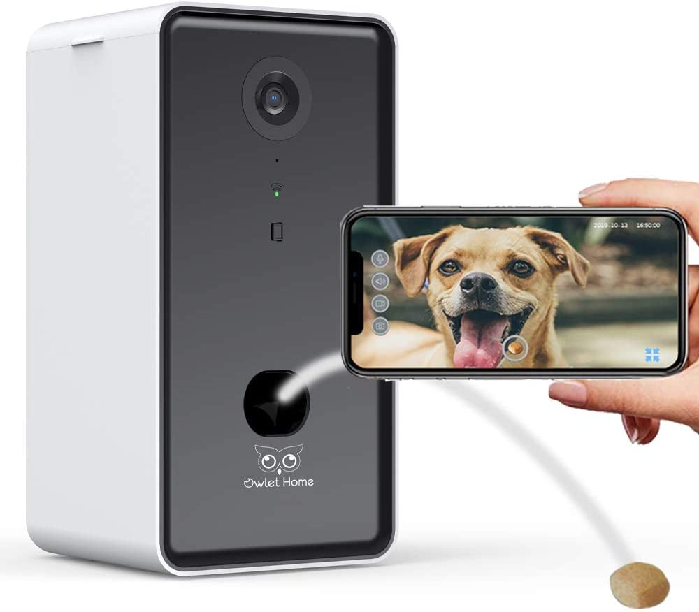 Pet Camera with Treat Dispenser Tossing for Dogs/Cats, 2.4Ghz & 5Ghz Wifi, 1080P Camera, Live Video, Auto Night Vision, 2-Way Audio, Compatible with Alexa, Pre-Recorded Voice Message