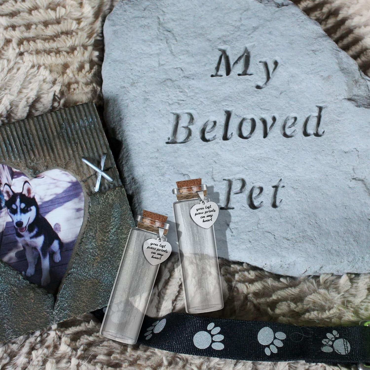 Nuenen 2 Pcs Pet Hair Glass Memorial Bottle Dog Keepsake Memorial Pet Loss Memory Sympathy Gift with Heart Shape Ornaments White Organza Bags Cat Keepsake Glass Vial for Ashes Fur Urn