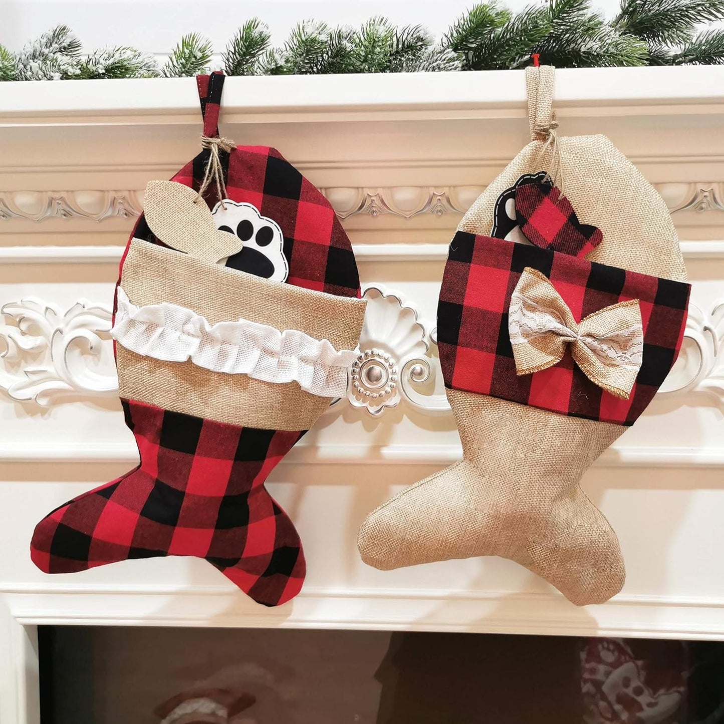 YELAIVP Pet Christmas Stockings for Cats Burlap Plaid Holiday Hanging Fish Socks Fireplace Tree Christmas Decoration