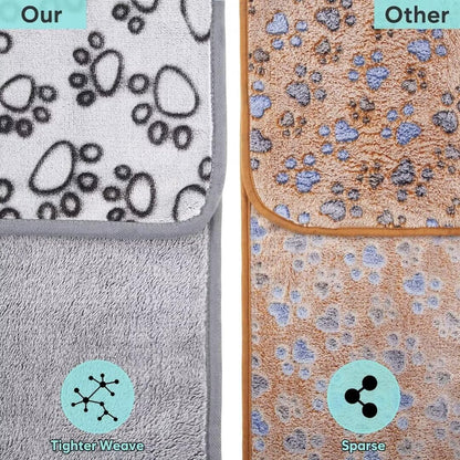 Stuffed Premium Soft Dog Blanket, Blue Flannel Fleece Blanket for Small Medium Dogs, Pet Puppy Blankets Gift for Kitten Cat, Cute Paw Print Blanket for Bed Cover, Couch, Crate