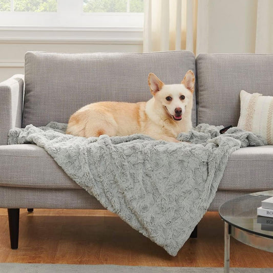 Best Friends by Sheri Calming Cat and Dog Throw Blanket in Lux Fur Car Travel Sofa Cover Floor Crates for Pets up to 60 Lbs 40"X50" Gray