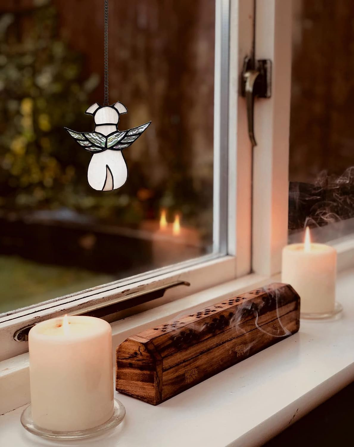 Stained Glass Window Hanging Angel Dog Memorial Gifts for Loss of Dog Sympathy Gift Suncatcher, Passing Away Remembrance Memory Ornaments for Dog Lovers, Pet Bereavement Rainbow Wings